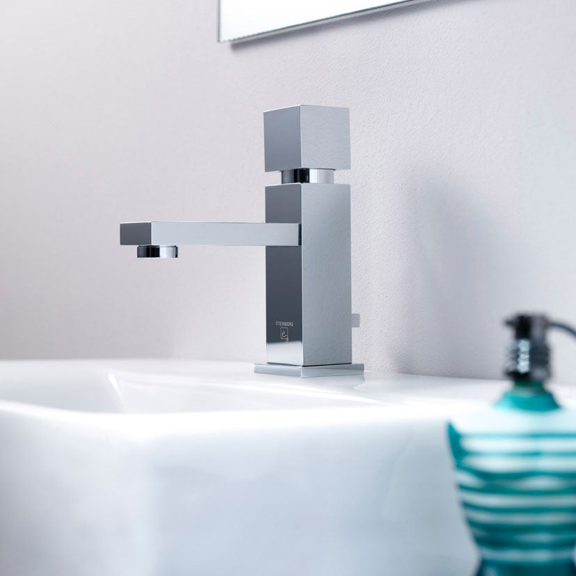 Bateria umywalkowa Steinberg Seria 160 1050, z korkiem