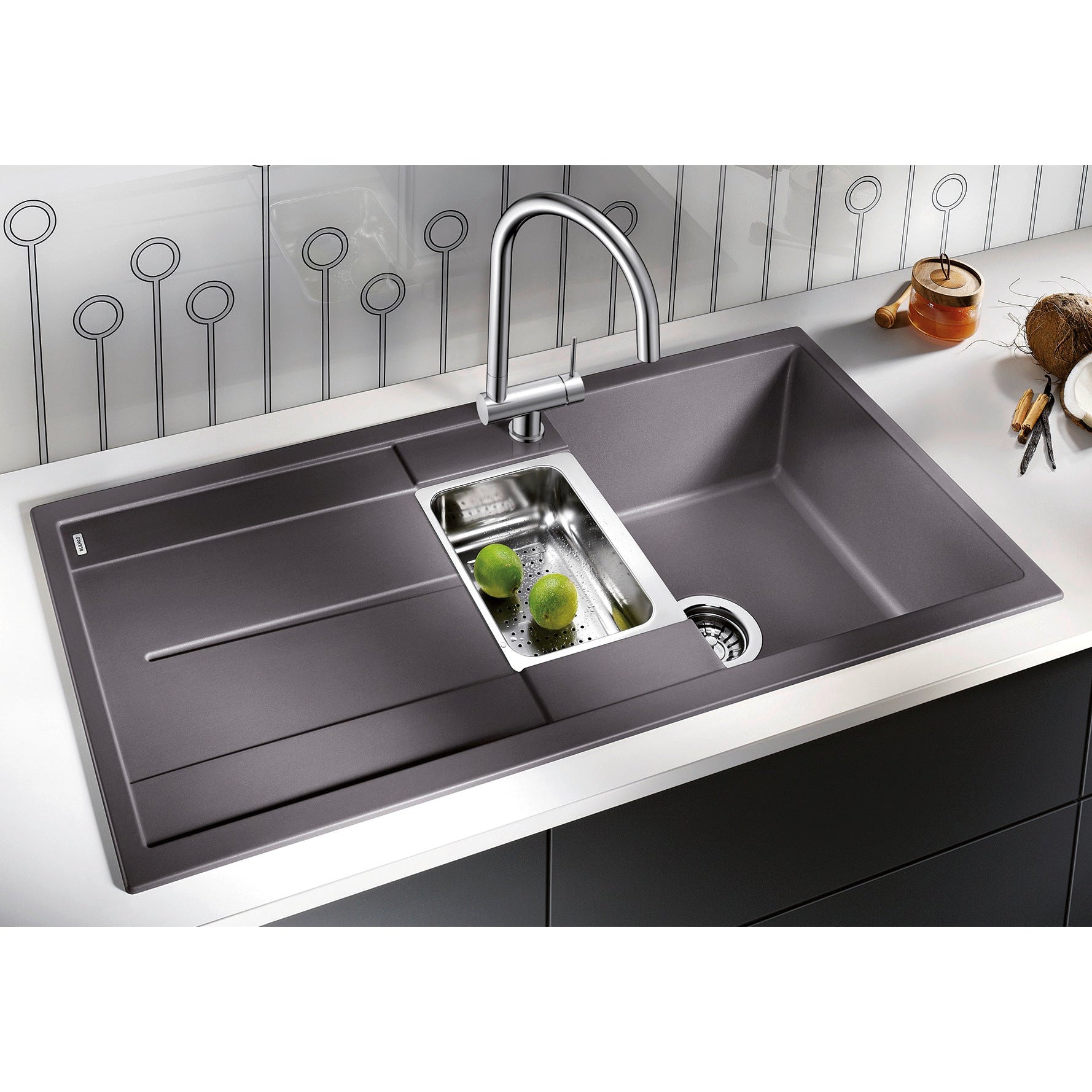 Bateria BLANCO CORESSA-F, dźwignia z prawej/lewej strony, montaż przy oknie