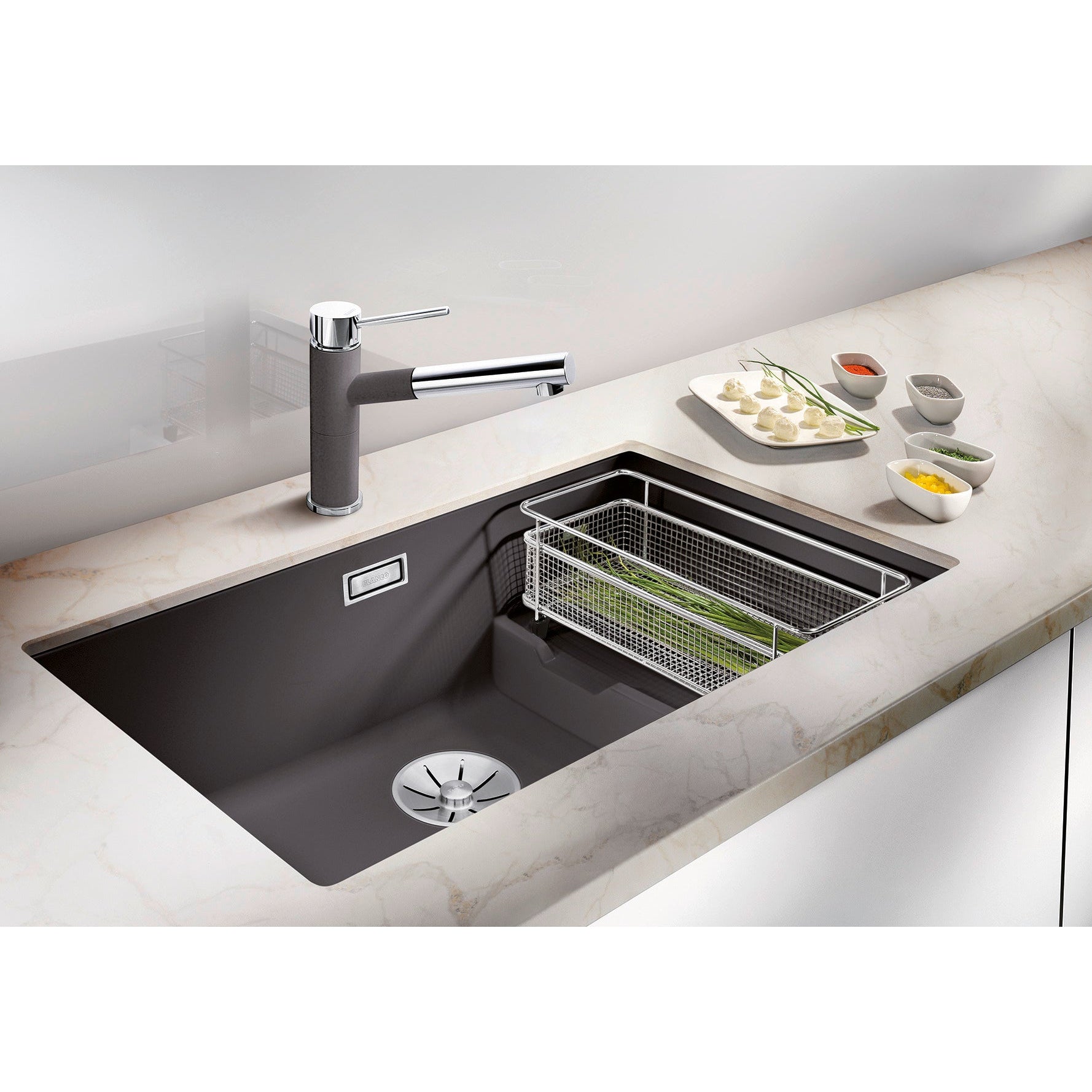 Zlewozmywak BLANCO Subline 700-U Level, Silgranit, ze stalowym koszem